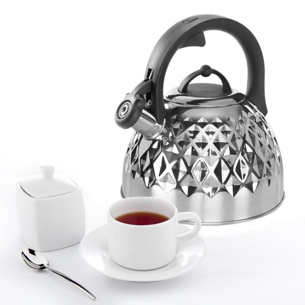 Polder Traditional Kettle with Non- Slip Handle 2.5 L | 84.54 oz - Image 2